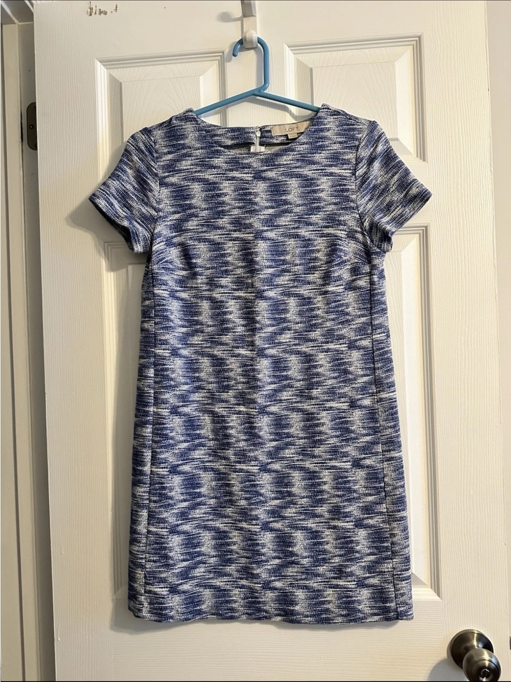 Women’s Blue Patterned Ann Taylor Dress - Size 2P - EUC